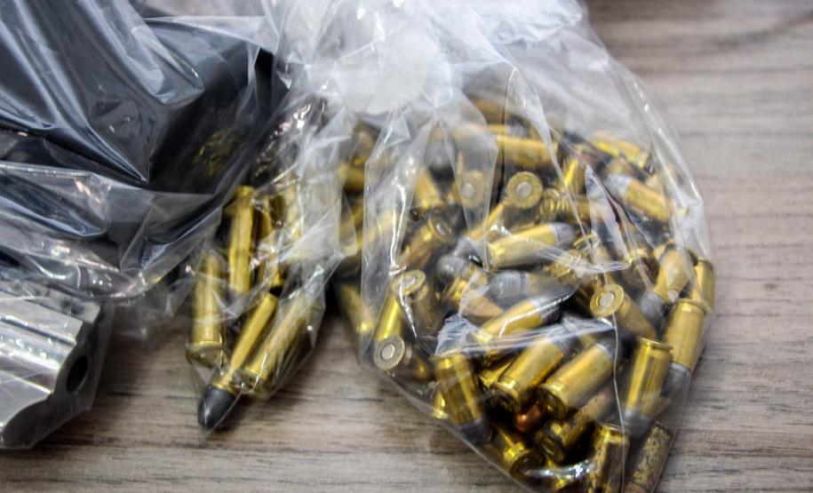 Em Curitiba, PM deflagra Operação Azteca e prende sete pessoas e mais de 15 quilos de maconha