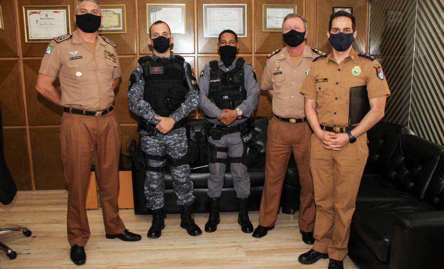Policiais militares do Mato Grosso (MT) fazem visita técnica ao Quartel do Comando-Geral da PM em Curitiba