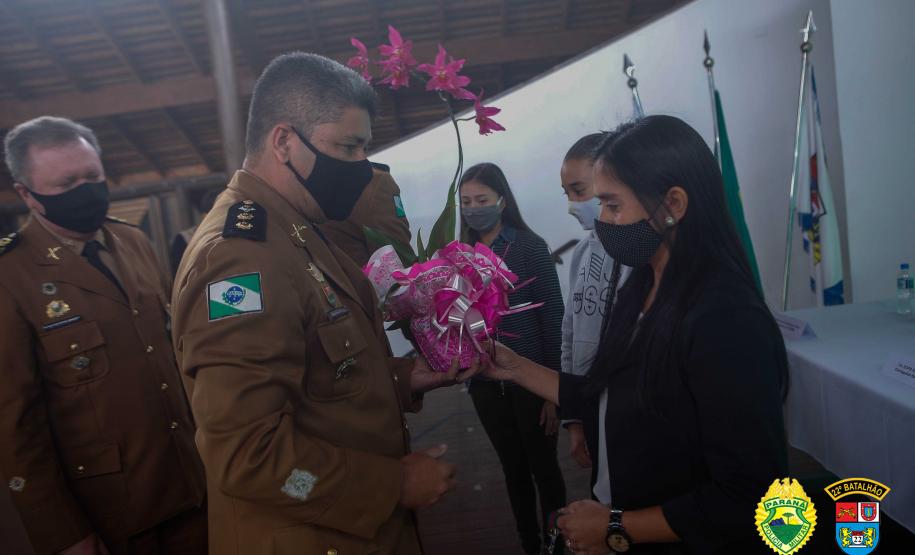 Batalhão da PM de Colombo, na RMC, celebra oito anos de criação com entrega de medalhas