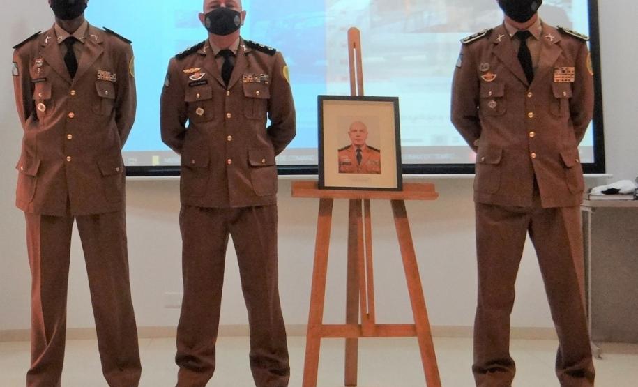 Comando Regional do Oeste e Sudoeste do estado comemora 10 anos de criação e recebe novo Comandante durante solenidade em Cascavel