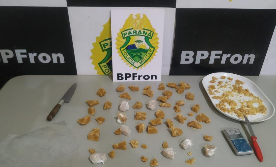 Em situações distintas, BPFron apreende 888 gramas de crack e causa prejuízo de quase R$ 5 milhões ao crime organizado no Oeste do estado