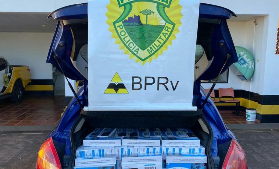 Fiscalização do BPRv resulta na apreensão de 15 caixas de cigarro e 14 kg de maconha, na região noroeste do Estado