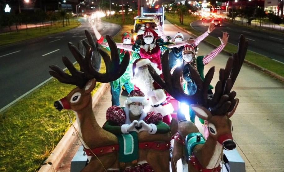 Natal Itinerante da Polícia Militar distribui mais de 4,5 mil brinquedos em bairros carentes de Curitiba