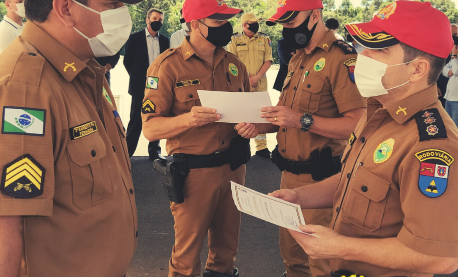 BPRv inaugura Posto Rodoviário nos Campos Gerais e homenageia policiais militares