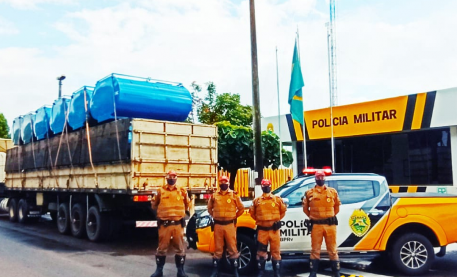 Batalhão Rodoviário faz maior apreensão de maconha no ano em Santa Helena; 4,6 toneladas de droga estavam em caminhão