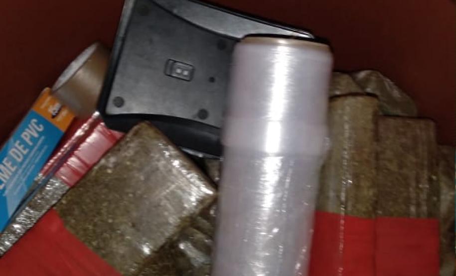 No Norte do estado, Pelotão de Choque apreende tabletes de maconha encaminha casal durante a Operação Sinergia