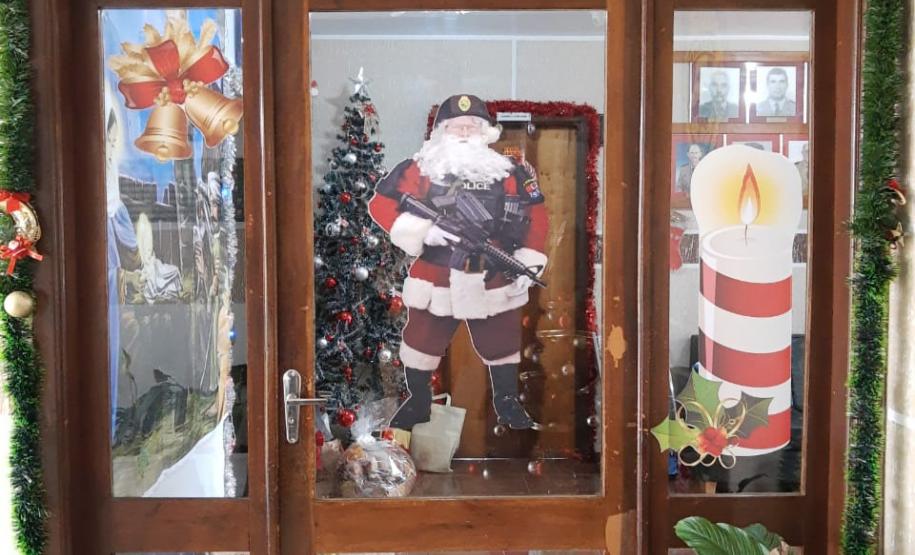 Concurso de decoração natalina premia os setores mais votados do 16º Batalhão em Guarapuava (PR)