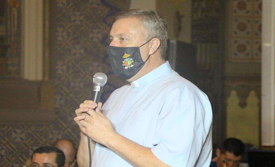 Banda de Música da PM faz Live de natal na Catedral Basílica Menor de Curitiba