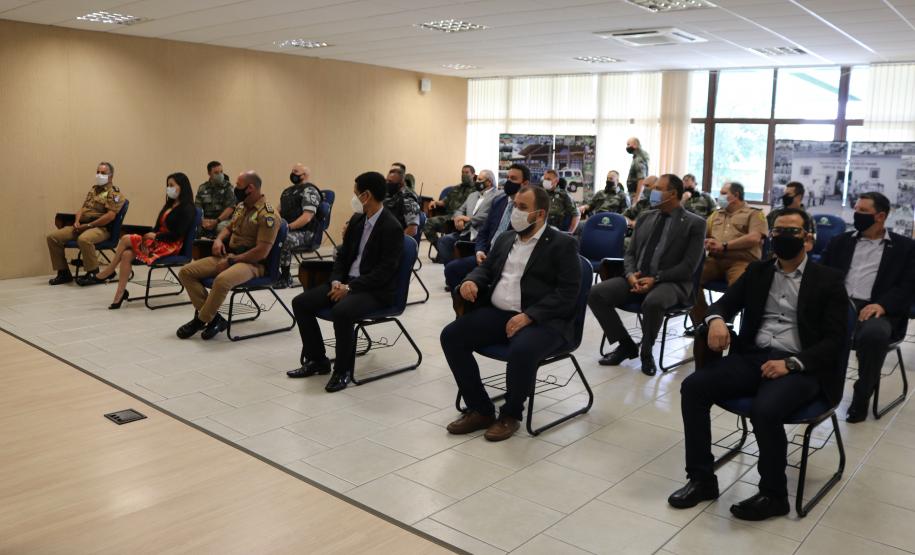 Batalhão Ambiental entrega medalhas e moedas comemorativas para marcar os 63 anos de história da unidade