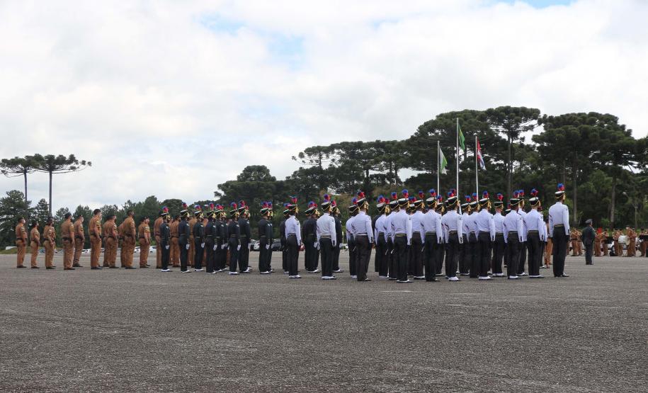 Durante solenidade, a Academia Policial Militar do Guatupê recebe novo Comandante em São José dos Pinhais, na RMC