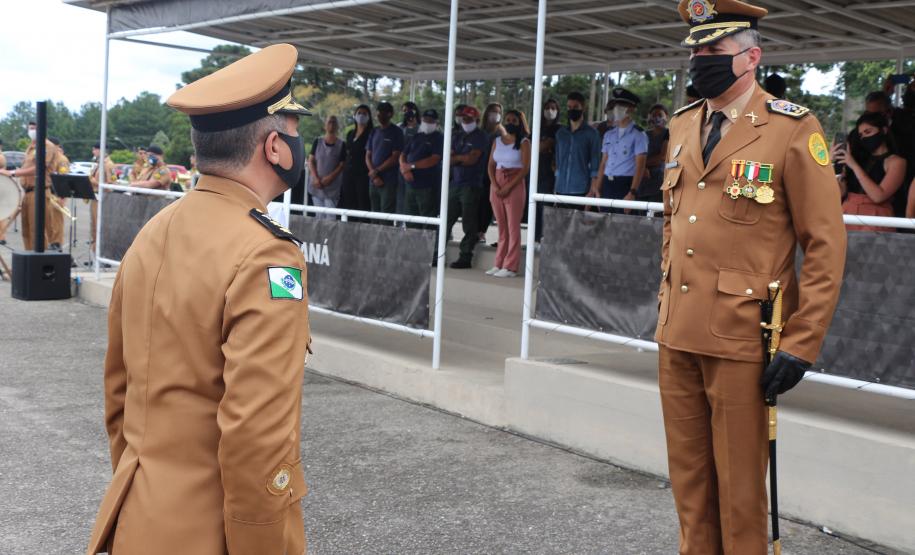 Durante solenidade, a Academia Policial Militar do Guatupê recebe novo Comandante em São José dos Pinhais, na RMC