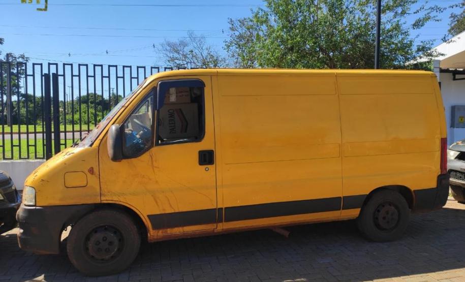 Equipes da Operação Hórus apreendem sete carros carregados com cigarros contrabandeados de uma só vez