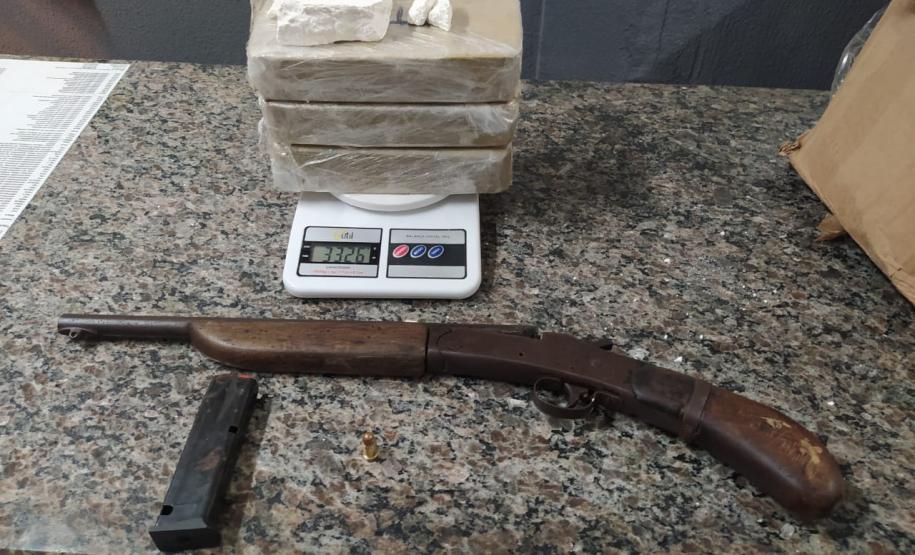 BPGD cumpre mandado judicial e apreende mais de 3,5 quilos de cocaína em São José dos Pinhais, na RMC