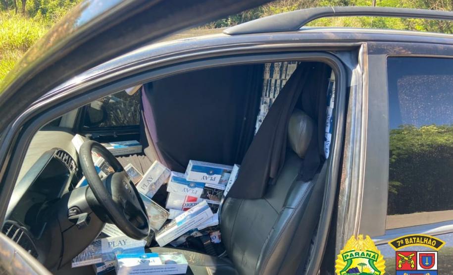 No Noroeste do estado, PM apreende um carro carregado com contrabando e uma arma de fogo