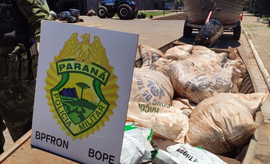 Barco com meia tonelada de agrotóxicos é apreendida em Pato Bragado durante a Operação Hórus