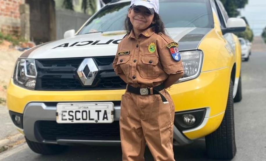 BPTran e AVM entregam fardinha e realizam sonho de fã da Polícia Militar em Araucária (PR)