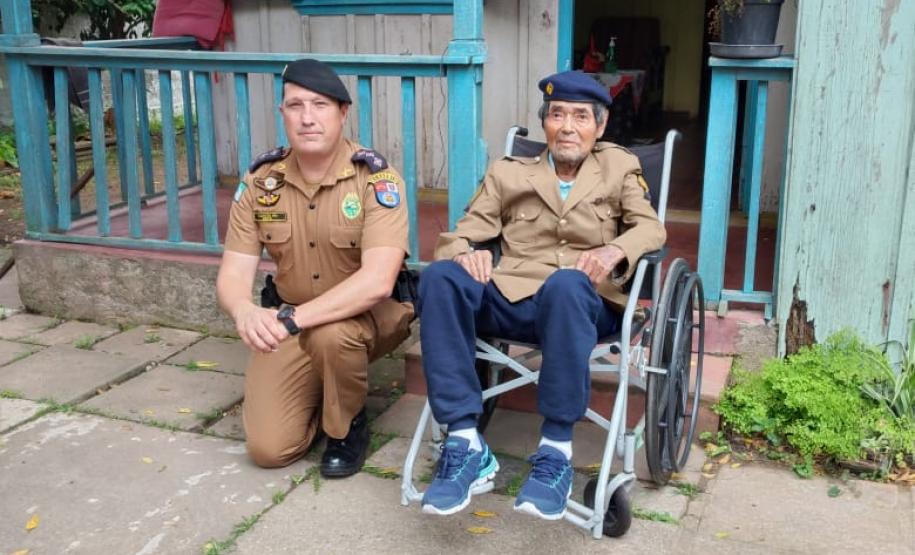 Sargento da PM do Paraná que lutou na 2ª Guerra Mundial é homenageado pela Corporação e pelo Exército Brasileiro