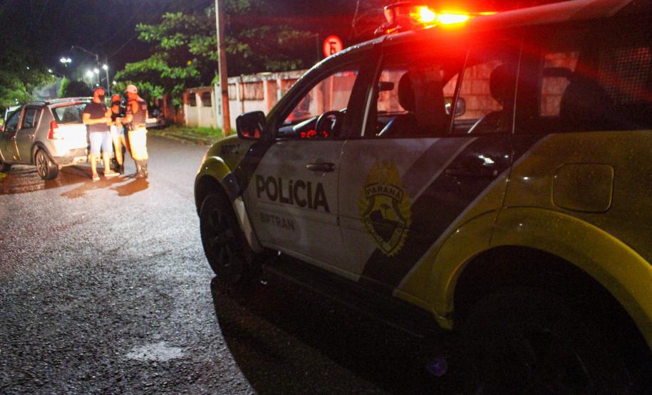 Mais de 250 pessoas são abordadas e duas acabam presas durante operação da PM em Morretes e Antonina