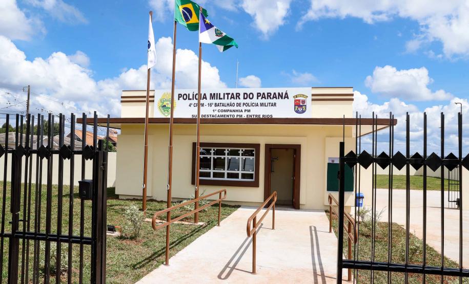 Governador inaugura sede do destacamento da PM de Entre Rios, em Guarapuava