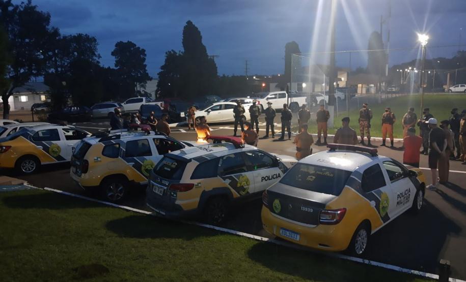 PM desencadeia Operação Lobo Bravo no Centro-Sul do estado, aborda 110 estabelecimentos comerciais, fecha seis e apreende duas armas de fogo