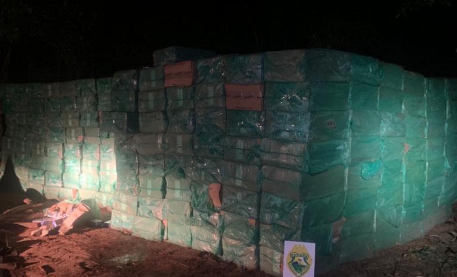 BPFron apreende quase 100 quilos de maconha e 32,5 mil pacotes de cigarros contrabandeados no Paraná