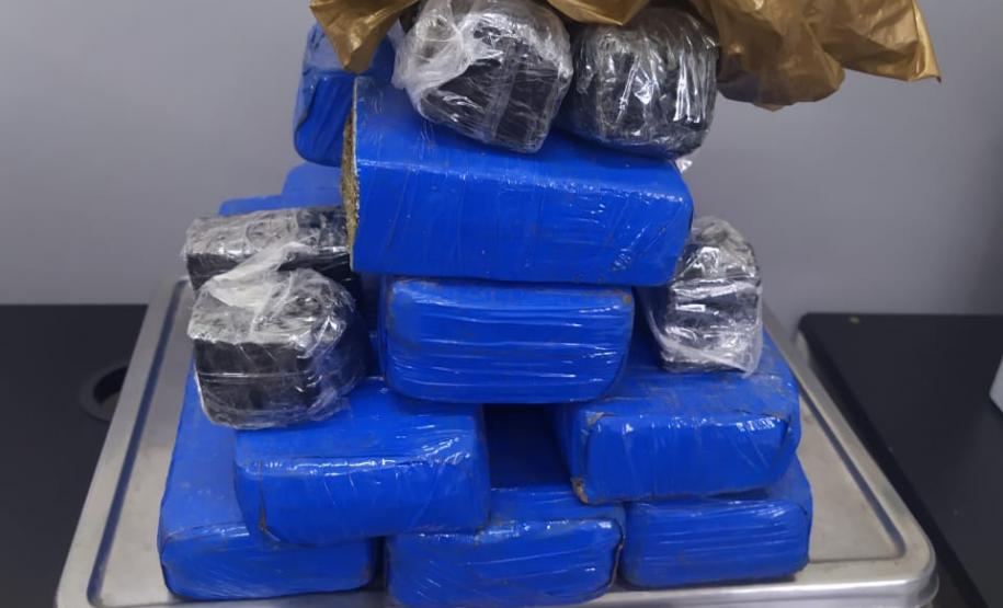 Na Zona Norte de Londrina (PR), PM prende homem e apreende 5,5 quilos de maconha