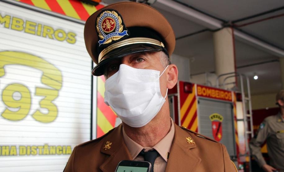 Governador participa de troca de Comando do Corpo de Bombeiro e entrega novas viaturas em Curitiba