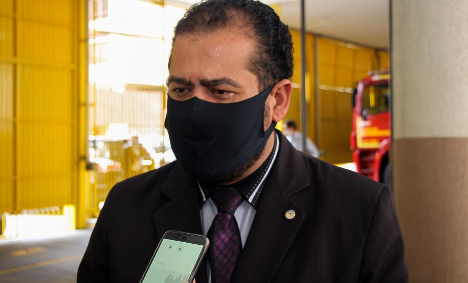 Governador participa de troca de Comando do Corpo de Bombeiro e entrega novas viaturas em Curitiba