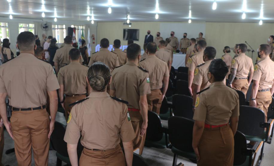 Evento marca a formatura de 28 policiais e bombeiros militares no Curso de Instrutor de Educação Física (CIEF) na APGM, em São José dos Pinhais (PR)