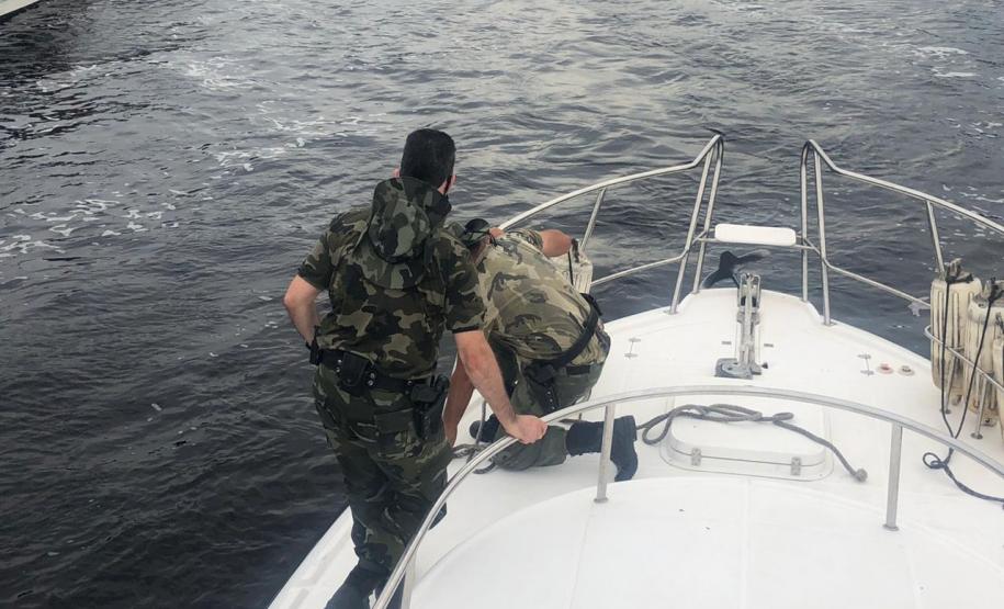 Nas águas e nas matas do Litoral, Polícia Ambiental faz oito prisões e resgata 174 aves silvestres nos primeiros 10 dias de Verão Consciente