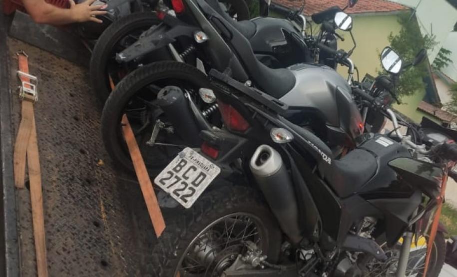 Rastreador leva PM a casa onde havia quatro motos furtadas em Colombo (PR), na RMC
