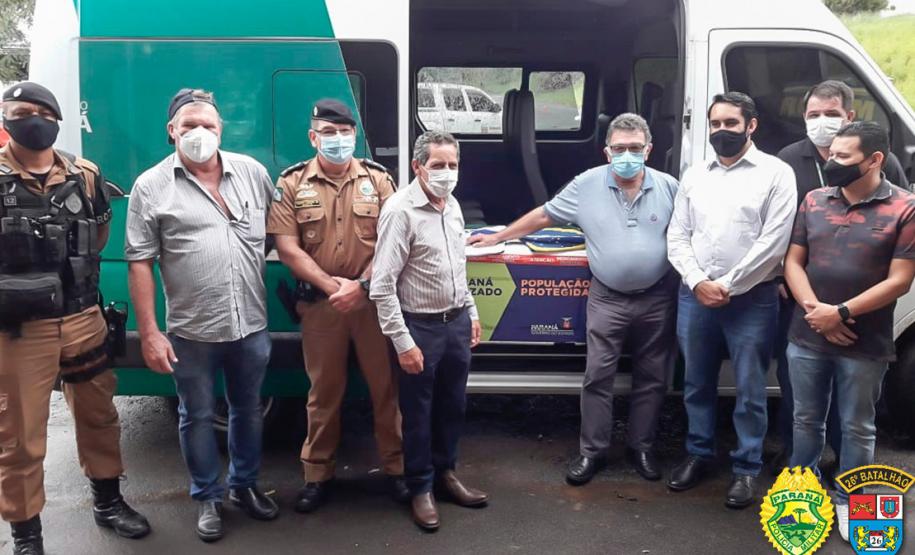 Batalhão da PM faz escolta da distribuição da vacina contra a Covid-19 nos Campos Gerais