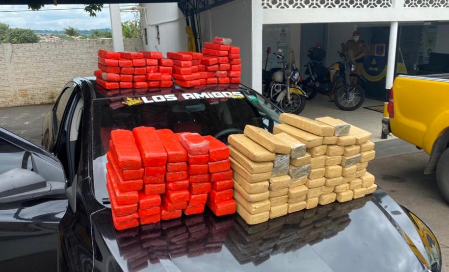 Casal é preso com quase 100 kg de maconha em Cianorte, no interior do estado