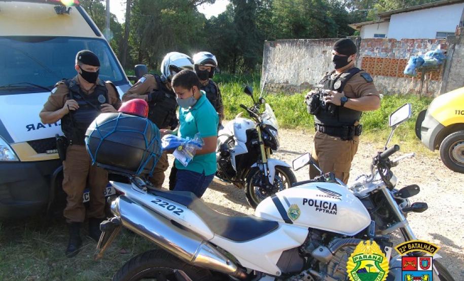 Em Colombo, na RMC, policiais militares fazem surpresa em aniversário de menino fã da PM