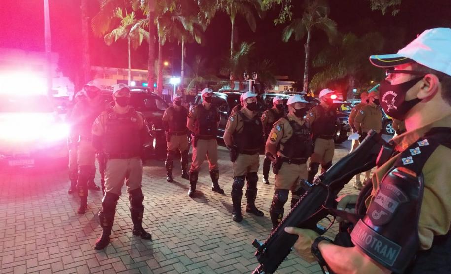 BPTran lavra 112 notificações de trânsito e encaminha motorista em Matinhos (PR)