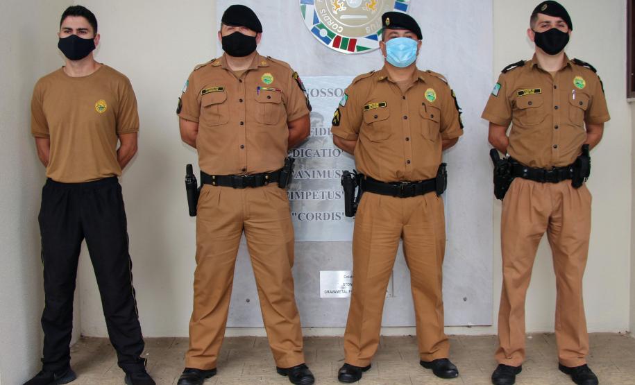 Policiais militares salvam vida de criança que se afogou ao cair em piscina em Colombo, na RMC