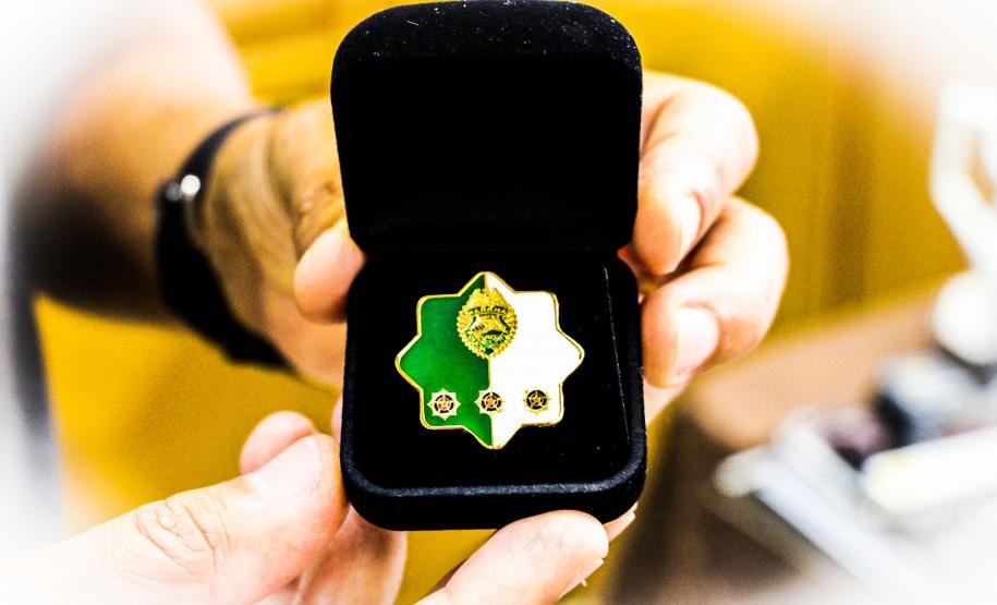 Coronel da PM é homenageado pelo Comandante Geral ao ir para a Reserva Remunerada em Curitiba (PR)