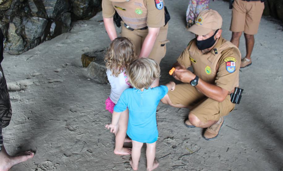 Comerciantes, moradores e turistas aprovam policiamento preventivo na Ilha do Mel