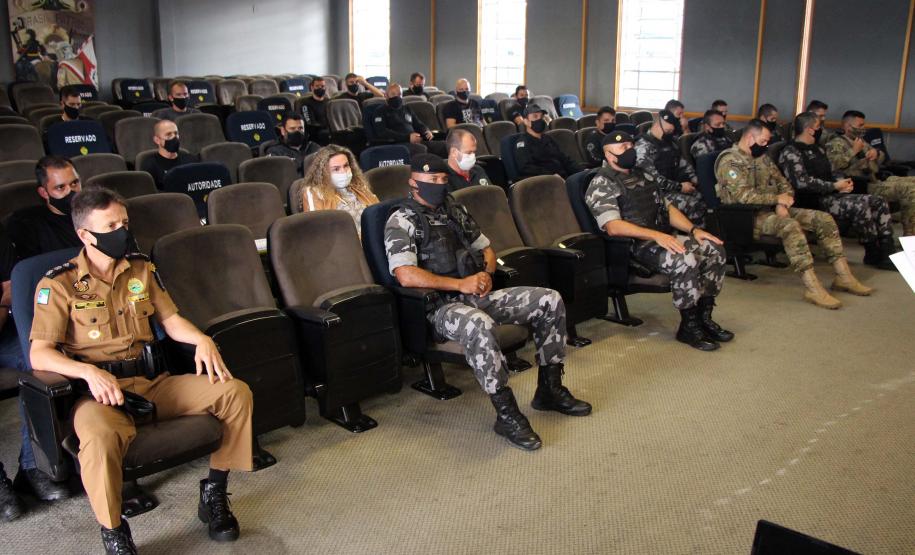 BOPE ministra curso de Primeira Intervenção em Crises para agentes do DEPEN em Curitiba