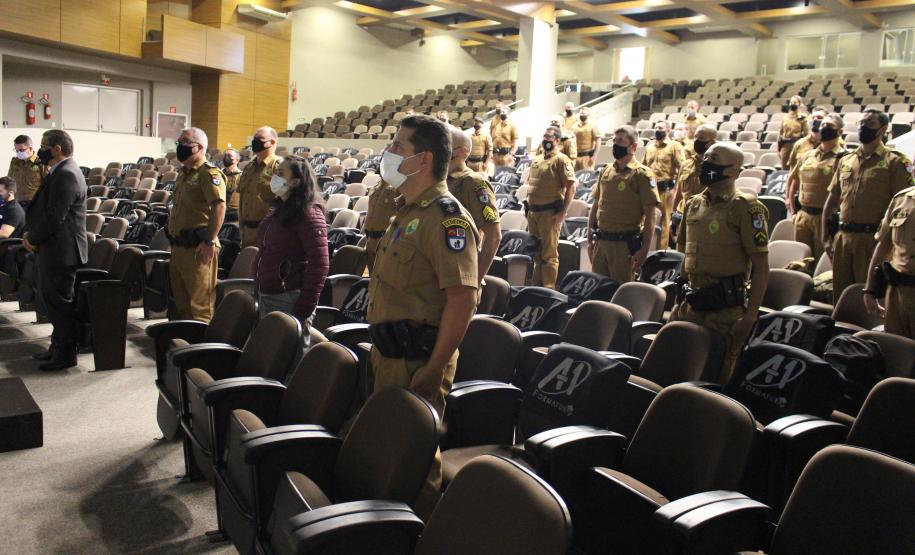 Batalhão de Patrulha Escolar Comunitária faz nivelamento do efetivo com palestras e instruções na Capital