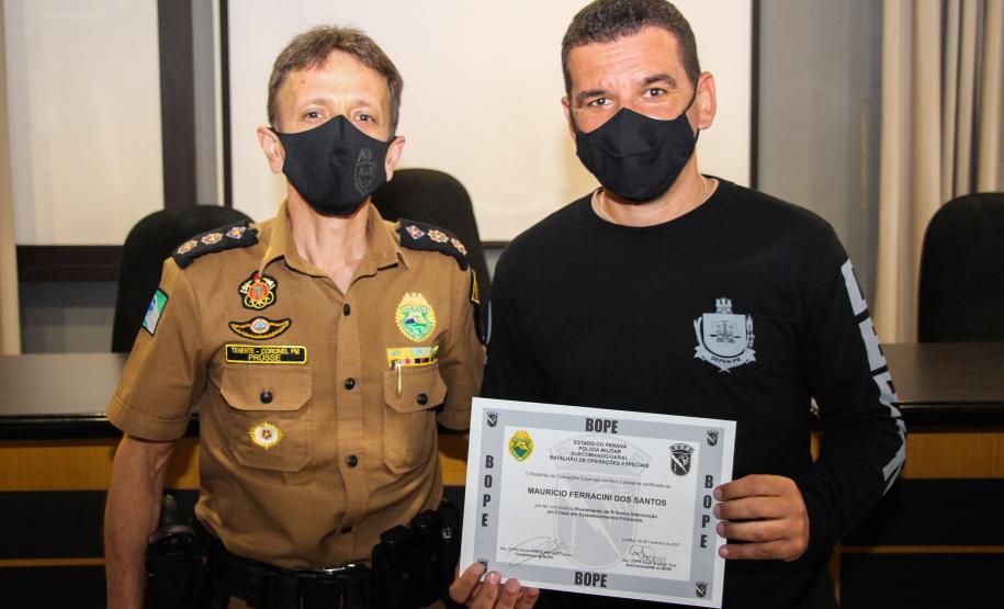 BOPE ministra curso de Primeira Intervenção em Crises para agentes do DEPEN em Curitiba