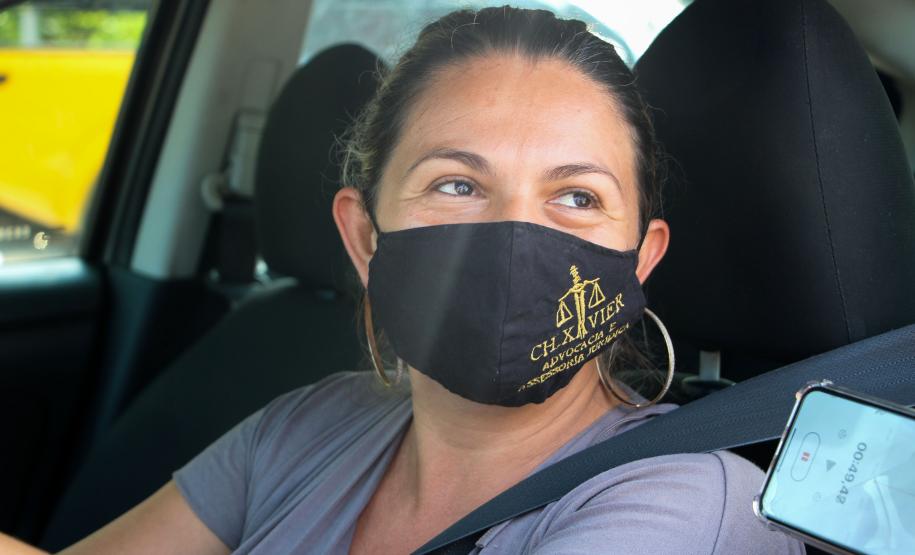 PM presta orientações sobre prevenção ao coronavírus, dengue e perturbação de sossego durante blitz em Pontal do Paraná (PR)