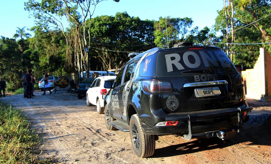 PM cumpre mandados judiciais no Litoral e encaminha dois homens por tráfico durante a Operação Vida