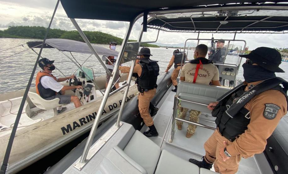 Patrulha Costeira da PM faz patrulhamento preventivo em conjunto com a Marinha do Brasil e Polícia Federal