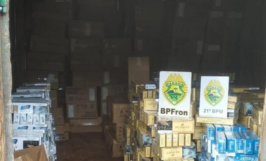 Ação conjunta do BPFron com o 21º Batalhão da PM resulta na apreensão de R$ 412 mil em cigarros contrabandeados