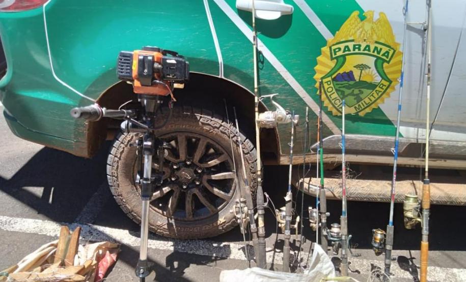 Batalhão Ambiental apreende diversos materiais de pesca e caça ilegal no Alagado de Salto Santiago, no Sudoeste do estado