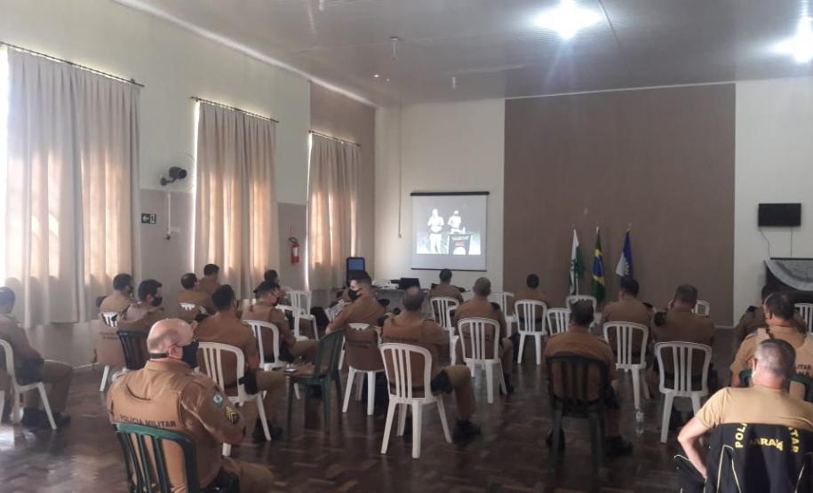 Batalhão de Patrulha Escolar Comunitária faz nivelamento do efetivo com palestras e instruções na Capital