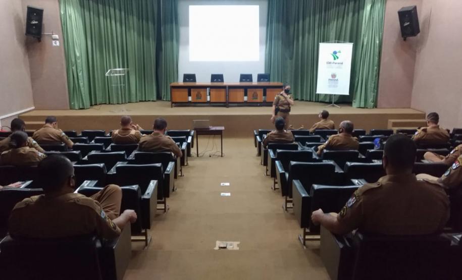 Batalhão de Patrulha Escolar Comunitária faz nivelamento do efetivo com palestras e instruções na Capital