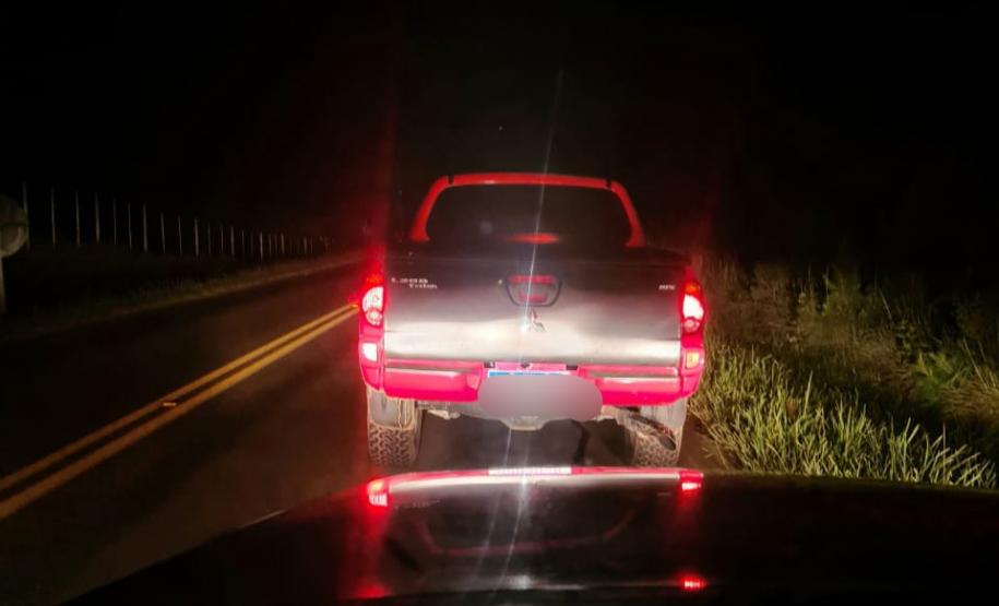 Nos Campos Gerais, PM recupera dois veículos roubados após denuncias anônimas