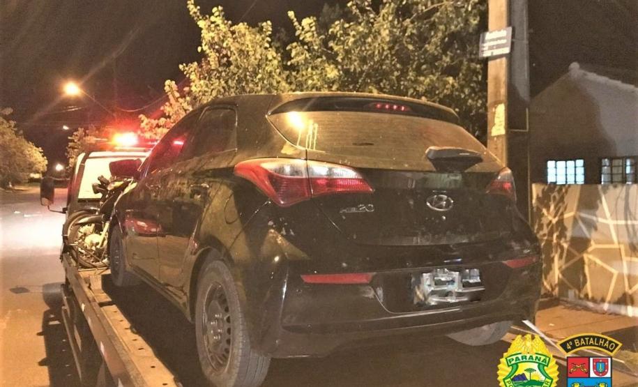 Em Maringá (PR), dois veículos furtados são recuperados e duas pessoas são encaminhadas pela PM em ocorrências seguidas
